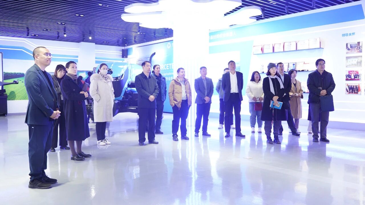 北京市、海淀區(qū)人大代表調(diào)研中科原動(dòng)力 點(diǎn)贊農(nóng)業(yè)機(jī)器人創(chuàng)新發(fā)展