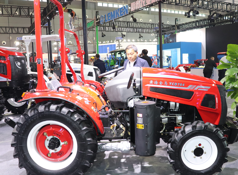 資興開展注銷變型拖拉機(jī)違法上路專項(xiàng)整治——多部門聯(lián)動亮劍護(hù)航平安