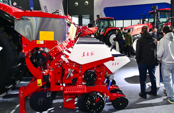 江津召开2026年玉米机械化播种现场培训会 示范推广玉米机械化播种技术